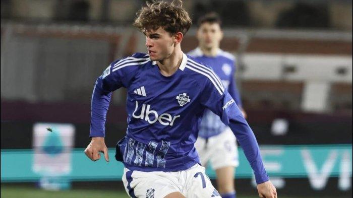 BURSA TRANSFER - Nico Paz, bintang muda Argentina dan Como yang diincar Inter Milan.