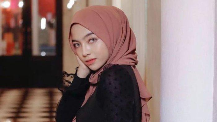 Oklin Fia Minta maaf usai Bikin Konten Tak Senonoh
