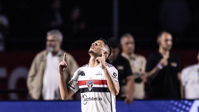 Pablo Maia di Sao Paulo