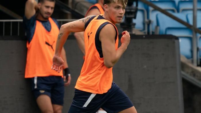 Pemain Strømsgodset Berlatih