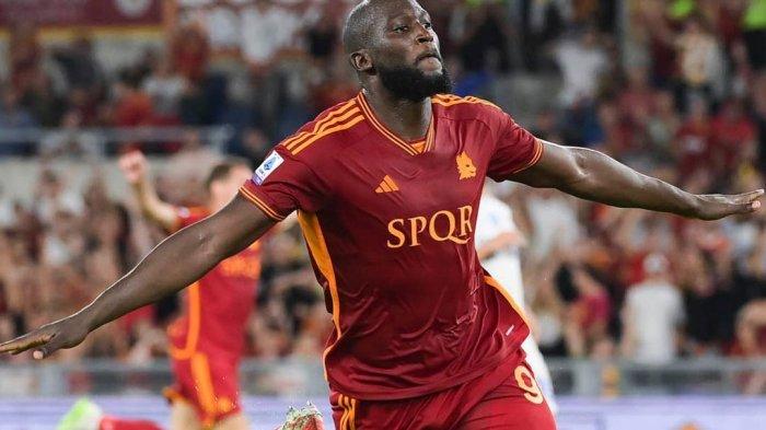 Romelu Lukaku selebrasi di AS Roma