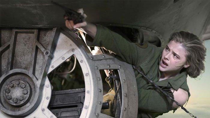 Sinopsis Shadow in the Cloud