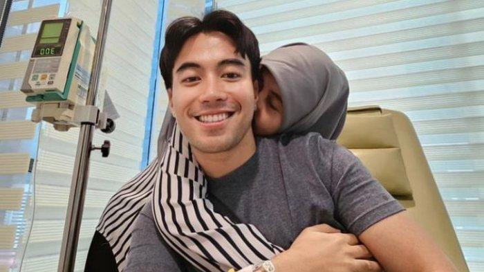 Vidi Aldiano menjalani terapi sebagai pejuang kanker ginjal