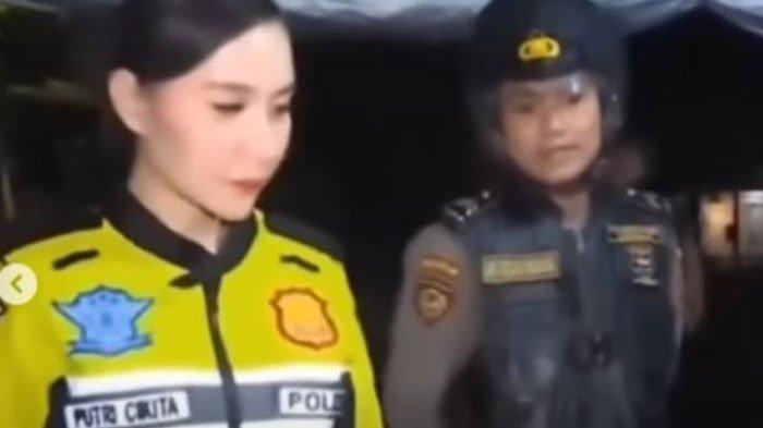 Viral Polwan Marahi Orang Lagi Makan