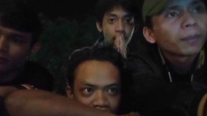 Viral video menampilan 4 pria asal Kota Binjai membutuhkan pertolongan.