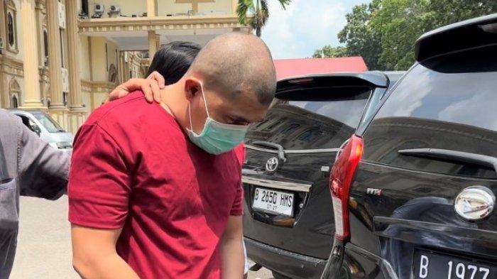 Y (39) oknum ASN Pemprov Jambi menjadi tersangka setelah ditetapkan Ditreskrimum Polda Jambi atas pelecehan terhadap siswa SMP di Kota Jambi
