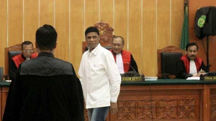 Pengadilan Negeri Jakarta Barat menggelar sidang perdana dengan terdakwa Hercules Rosario Marshal, Rabu (16/1).