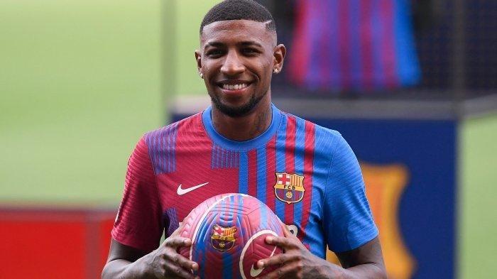 Pemain Barcelona, Emerson Royal saat diperkenalkan La Blaugrana sebagai pemain anyar klub Catalan itu
