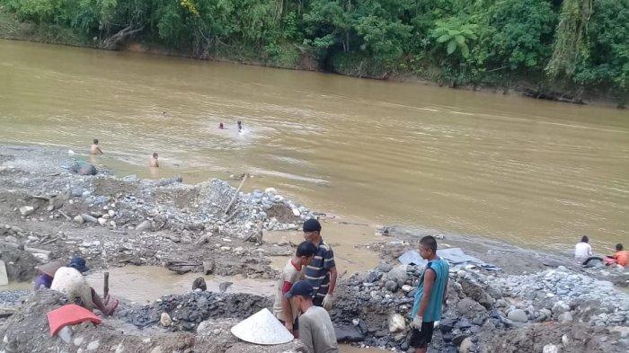 Pendangkalan dasar sungai Batang Kuranji