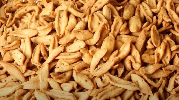 Resep kue bawang renyah 1 kg tepung