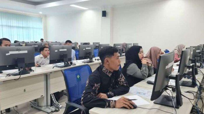 1725 Peserta UM-PTKIN 2024 Ikuti Ujian di UIN Walisongo