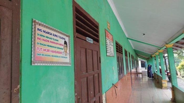 SMPB SD - Suasana di SDN 2 Wonorejo Kecamatan Gondangrejo Kabupaten Karanganyar, Senin (23/6/2025) siang.