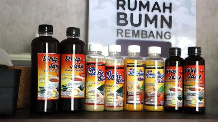 UMKM BINAAN: Salah satu produk UMKM Binaan KWT Annisa dari Desa Glebeg Kecamatan Sulang yang di tampilkan di etalase Rumah BUMN Rembang Semen Gresik. Rumah BUMN Rembang (RB) yang dikelola bersama antara PT Semen Gresik dengan induk usaha PT Semen Indonesia (Persero) Tbk (SIG) secara konsisten dalam pemberdayaan pelaku Usaha Mikro Kecil dan Menengah (UMKM) di wilayah Kabupaten Rembang dan Blora. (Dok Semen Gresik)