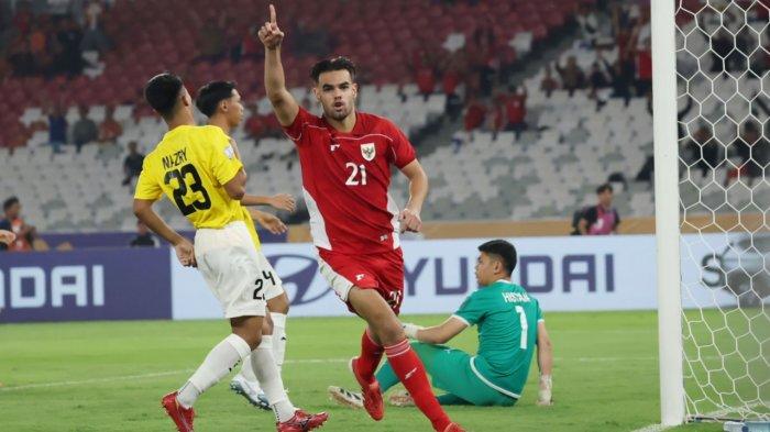 CETAK GOL- Striker Timnas U-23 Indonesia Jens Raven selebrasi seusai cetak gol ke gawang Brunei Darussalam U-23 dalam laga Piala AFF U-23 2025, Selasa (15/7/2025)