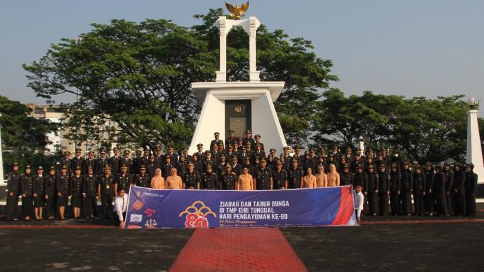 20250724_Kemenkum Jateng_Tabur bunga 2