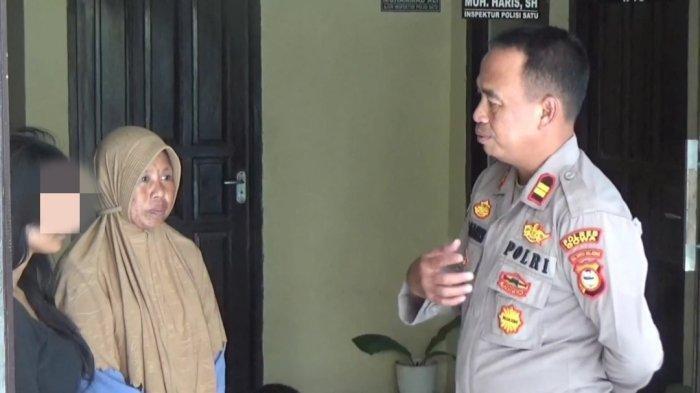 ANAK HILANG - Gadis asal Sulawesi Barat berinisial FR (16) dijemput orangtuanya di Mapolsek Barombong Gowa setelah dilaporkan menghilang, Senin (3/2/2025). FR dilaporkan hilang sejak Desember 2024.