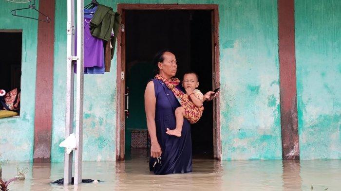 BANJIR RINGINKIDUL GROBOGAN: Banjir melanda Desa Ringinkidul, Kecamatan Gubug, Kabupaten Grobogan, Minggu (9/3/2025). Banjir Ringinkidul merupakan kiriman dari jebolnya tanggul Sungai Tuntang di Desa Baturagung.