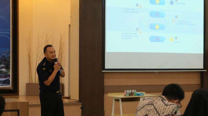 Bank BNI Kantor Wilayah 05 Semarang bekerjasama dengan Bea Cukai Tanjung Emas menyelenggarakan pelatihan kepada Relationship Manager Bank BNI terkait dengan prosedur ekspor melalui tema “Pelatihan Kurasi UMKM Training of Trainer”, Selasa (09/01/2024).