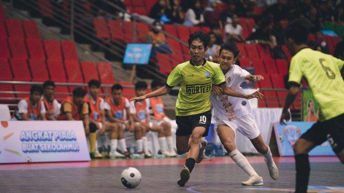 Bersama Pendekar United Futsal Club dan Federasi Futsal Indonesia, Piala by.U 2024 akan menghadirkan berbagai keseruan di setiap lokasi Roadshow, mulai dari Coaching Clinic, Community Fun Match, Mini Competition berupa Penalty Shootout dan Juggling Contest, Superstar Match, sampai dengan Bazaar UMKM & Modern Market.