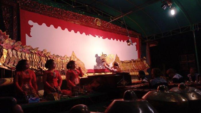 Sejarah Bagi Warga Pulau Nyamuk Jepara Pertama Kali Nonton Wayang Di sejarah-bagi-warga-pulau-nyamuk-jepara-pertama-kali-nonton-wayang-di