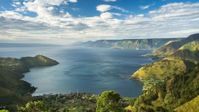 Danau Toba di Sumatera Utara.