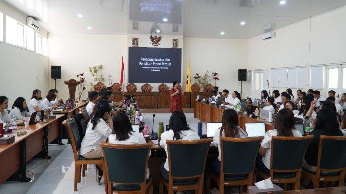 Direktorat Perencanaan dan Pengembangan Talenta UKSW gelar Workshop Surat Menyurat dan Legal Drafting Kantor, Kamis (19-10-2023) di Grha Kartini UKSW