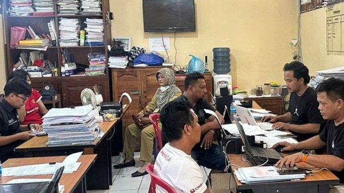 Dua pelaku pencurian sepeda motor diperiksa penyidik Polres Salatiga, Kamis (5/9/2024).