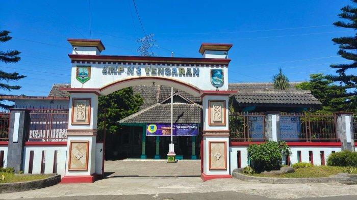 Dukung Akses Teknologi, PLN Peduli Berikan Bantuan Komputer ke SMPN 3 Tengaran