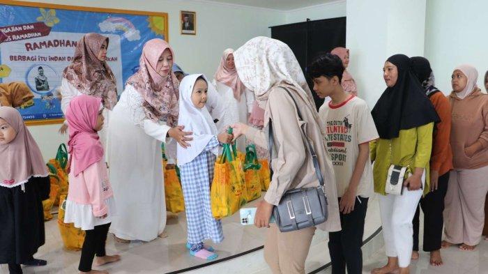 Eksistensi Islami TK UMP, Pengajian Ramadhan dan Baksos Salurkan Kebahagiaan kepada Masyarakat