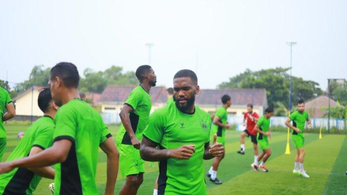 Evandro Brandao dalam latihan di Lapangan Wisesa Mranggen Demak, Selasa (26/11/2024).