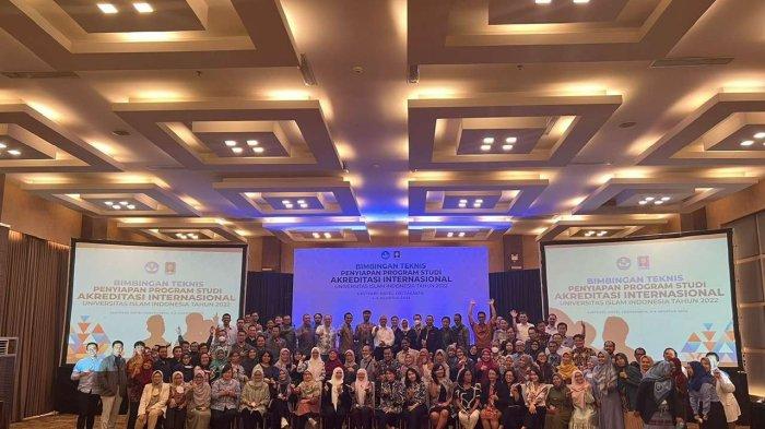 Hadapi Visitasi FIBAA Jerman, PBI UMP Berhasil Raih Dana Hibah dari Kemendikbud Ristek