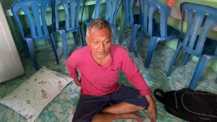 Sopir truk tronton boks, Heri Subagio menceritakan kronologi kecelakaan yang menyebabkan truknya terguling di Exit Tol Bawen, Bawen, Kabupaten Semarang, Sabtu (16/12/2023) siang.