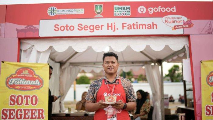 Hero Novianto, Pemilik Usaha Soto Seger Hj. Fatimah  turut tampil di GoFood Petualangan Kuliner Juara Lokal Solo, Pura Mangkunegaran, Solo (12/8)
