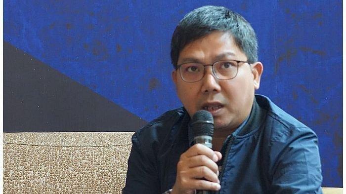 PROFIL BUNG TOWEL - Jelang Timnas Indonesia vs Korea Selatan, Bung Towel ucap Shin Tae-yong manja disuapi Erick Thohir, Coach Justin tak tinggal diam