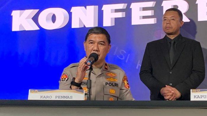 Kepala Biro Penerangan Masyarakat (Karo Penmas) Divisi Humas Polri Brigjen Ahmad Ramadhan dalam konferensi pers di Mabes Polri, Jakarta, Senin (19/6/2023).