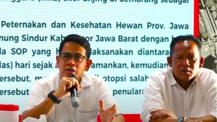 Kasatreskrim Polrestabes Semarang Kompol Andika Dharma Sena (tengah) saat konferensi pers di Mapolrestabes Semarang, Senin (15/1/2024).