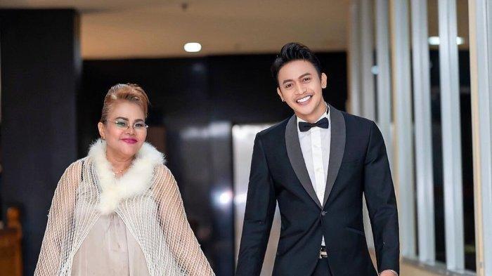 Potret kemesraan aktor Jordan Ali dan Eva Manurung, ibu dari Virgoun.