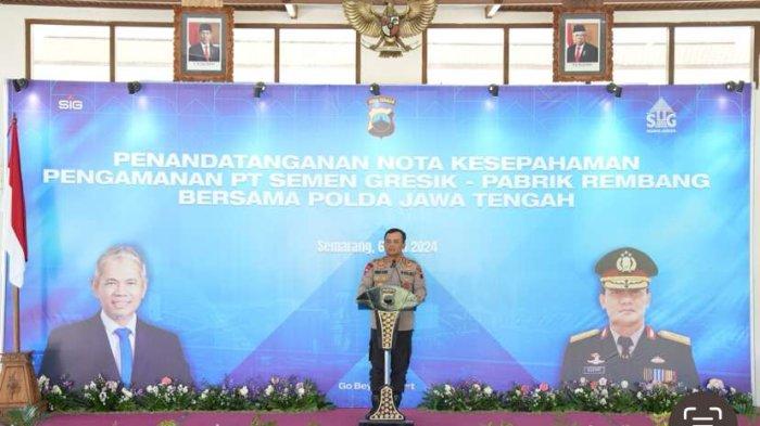 Kepala Kepolisian Daerah (Kapolda) Jawa Tengah, Ahmad Luthfi, memberikan sambutan pada agenda penandatanganan nota kesepahaman pengamanan objek vital nasional di Ballroom Golf Gombel Semarang, (6/4).