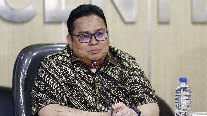 Ketua Bawaslu Rahmat Bagja saat menyampaikan paparan kepada wartawan di Kantor Bawaslu, Jakarta Pusat, Kamis (5/1/2023). Rahmat beserta jajarannya menyampaikan catatan kinerja pengawasan Pemilu Tahun 2022 dan proyeksi kerja Bawaslu pada tahun 2023. Warta Kota/YULIANTO