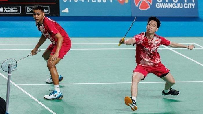  Kevin Sanjaya Comeback, Panitia Korea Masters 2023 Semringah Sambut sang Debutan - Pasangan debutan Kevin Sanjaya Sukamuljo/Rahmat Hidayat ketika bertanding di babak 32 besar Korea Masters 2023 melawan Jin Ying/Ki Dong Ji (Korea), Selasa (7/11/2023). 