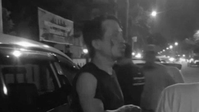 Sopir dianiaya keluarga penumpang gara-gara suruh bersihka bekas muntahan.