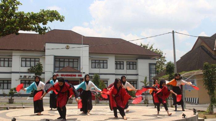 Laboratorium Pertunjukan Seni FIB Unsoed Gelar Kolaborasi Pagelaran Indonesia Jepang