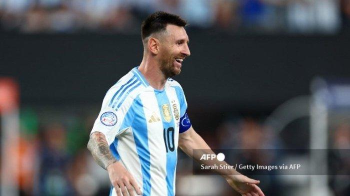 Lionel Messi dari Argentina setelah mencetak gol pada pertandingan semifinal Copa America 2024 antara Kanada dan Argentina di Stadion MetLife pada 09 Juli 2024 di Rutherford Timur, New Jersey.