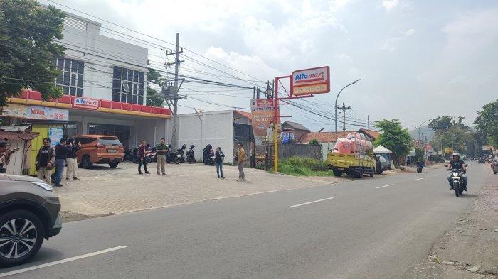 Lokasi penembakan korban versi polisi di Jalan Candi Penataran Raya, Ngaliyan, Kota Semarang, Selasa (26/11/2024). 
 