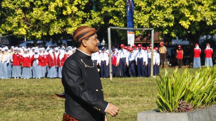 Gubernur Jawa Tengah Ahmad Luthfi akan mengembalikan hak pendidikan layak dan bermutu kepada 1.100 anak tidak sekolah (ATS) di wilayahnya selama 2025.