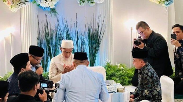Pratama Arhan memberikan mahar berupa perhiasan berlian kepada sang istri. Hal itu terungkap dari momen ijab kabul