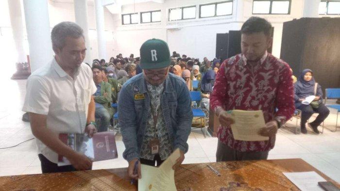 Mahasiswa DKV UPN Veteran, Jawa Timur Lakukan Studi Ekskursi Kunjungi DKV ISI Surakarta