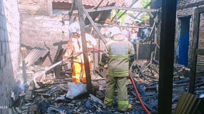 Mbah Sukeri (61) ditemukan meninggal dunia dalam kondisi terbakar di kamar rumahnya, Kampung Jatisari, Pongangan, Gunungpati, Kota Semarang, Jumat (28/7/2023).