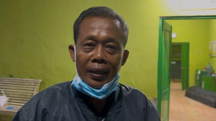 PENEMUAN MAYAT - Kerabat korban, Cipto Adi. Keluarga bersyukur atas ditemukannya jenazah Wahyudiono di Bengawan Solo, tepatnya di Desa Nglungger, Kecamatan Kradenan, Kabupaten Blora, terungkap.(Dok. Polsek Kradenan)