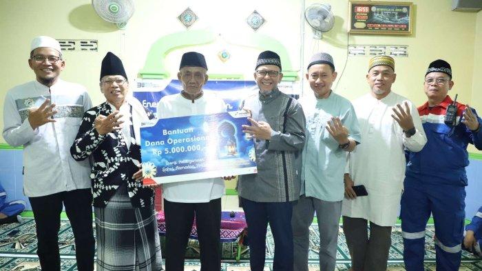 PT Kilang Pertamina Internasional (KPI) RU IV Cilacap kembali menyalurkan bantuan dana operasional untuk masjid di musala di wilayah operasional kilang.